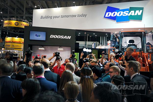 Doosan Infracore Built Market Expansion Base at 'INNOPROM 2018,’ Russia's Largest Industrial Trade Show