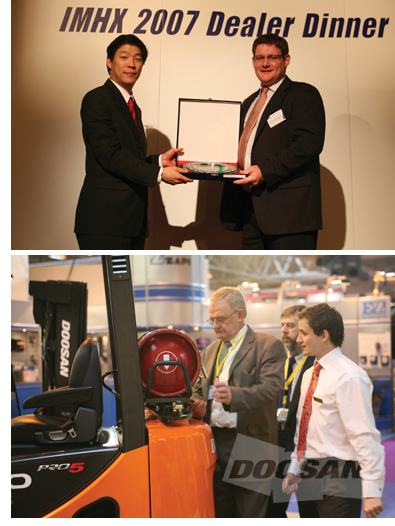 New Forklifts Unveiled at IMHX 2007