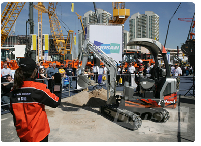 차세대 유로-4 디젤엔진 출시